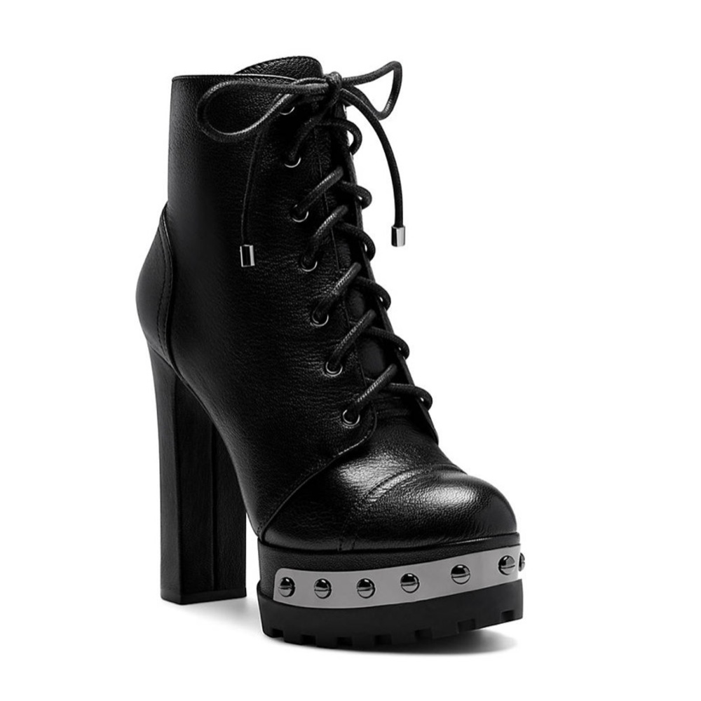 Brand new Jessica Simpson boots